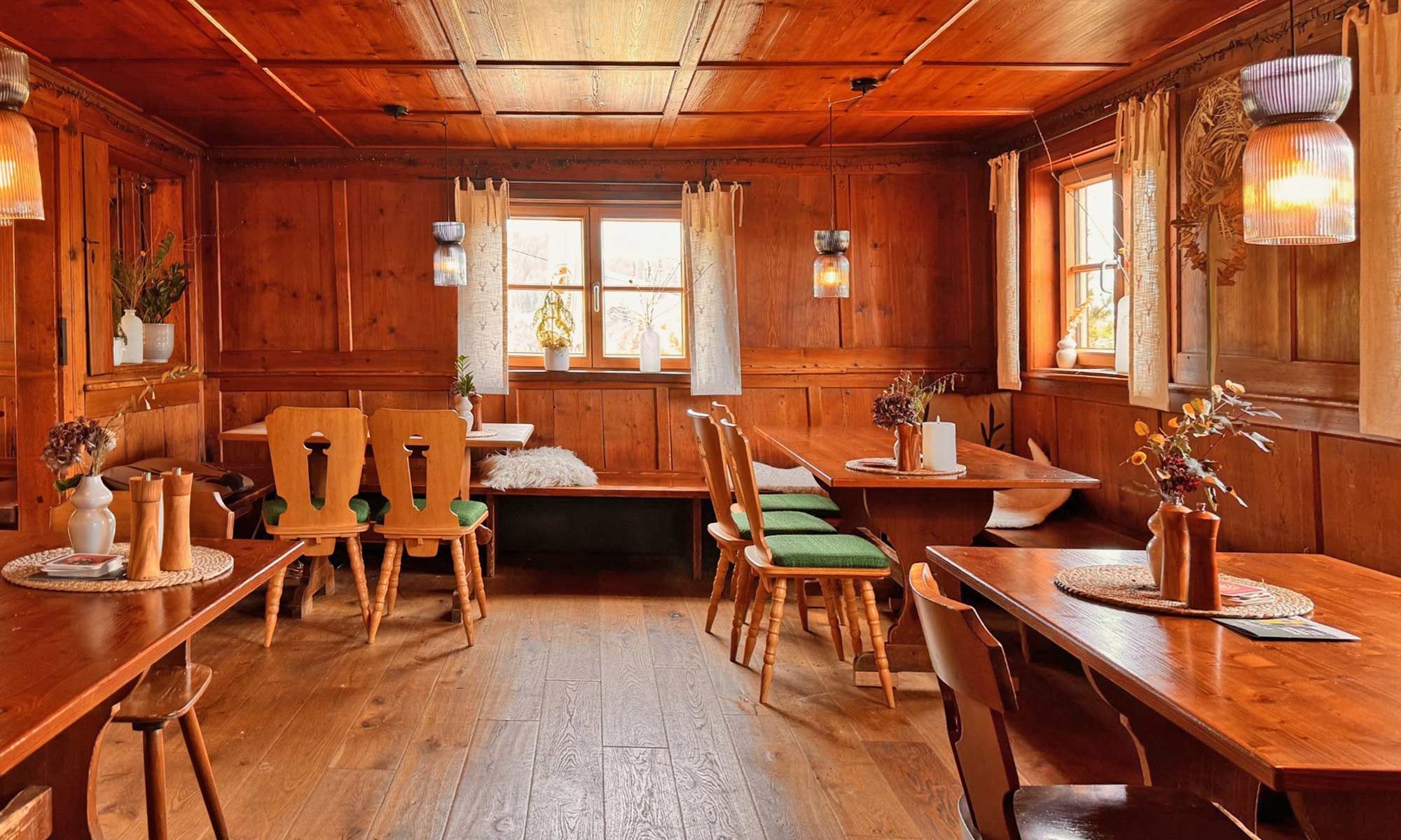 Allgaeuer Bergwald Gasthof Hirsch 1630 Abig Stimmung Innen